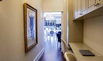 Imagem 4: Mansão mobiliada com 3 suítes e 4 vagas de garagem em Itapema