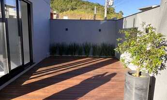 Imagem 7: Sobrado Triplex com 4 suítes e 2 vagas de garagem em Camboriú