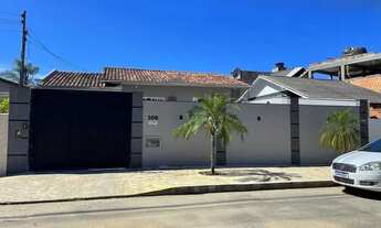 Imagem 6: Casa com 2 dormitórios e 2 vagas de garagem em Camboriú