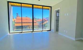 Imagem 5: Casa de alto padrão com 3 suítes e 2 vagas de garagem em Piçarras