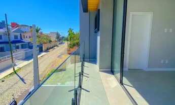 Imagem: Casa de alto padrão com 3 suítes e 2 vagas