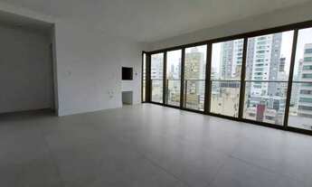 Imagem 6: Apartamento novo de 4 suítes e 3 vagas de garagem no Centro de Balneário Camboriú