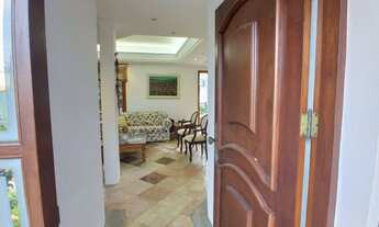 Imagem 2: Casa com 4 Dormitórios à Venda, Área de 316 m2, Piscina, Edícula e Anexo - Santa Mônica