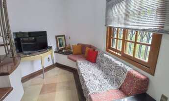 Imagem 6: Casa com 4 Dormitórios à Venda, Área de 316 m2, Piscina, Edícula e Anexo - Santa Mônica