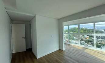 Imagem 7: Apartamento com 2 dormitórios sendo 1 suíte e 1 vaga de garagem em Balneário Camboriú