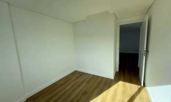 Imagem 4: Apartamento com 2 dormitórios sendo 1 suíte e 1 vaga de garagem em Balneário Camboriú