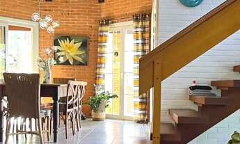 Imagem 6: Casa alto padrão pé na areia com 3 suítes e 2 vagas de garagem no centro de Balneário Piça