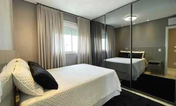 Imagem 6: Apartamento mobiliado com 2 suítes, 2 demi-suítes e 3 vagas de garagem em Balneário Cambor