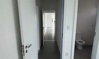 Imagem 5: Apartamento com 2 suítes e 2 vagas de garagem na Meia Praia em Itapema