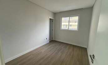 Imagem 2: Apartamento com 3 suítes e 2 vagas de garagem na Meia Praia em Itapema