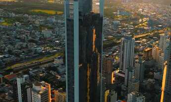 Imagem 4: Apartamento vista mar com 4 suítes e 3 vagas de garagem em Balneário Camboriú