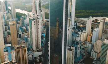 Imagem 5: Apartamento vista mar com 4 suítes e 3 vagas de garagem em Balneário Camboriú