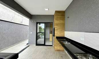 Imagem 2: Casa semi mobiliada com 3 dormitórios sendo 1 suíte e 4 vagas de garagem em São José dos P