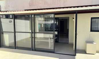 Imagem 6: Apartamento mobiliado com 3 dormitórios sendo 1 suíte e 2 vagas de garagem em Itapema/SC