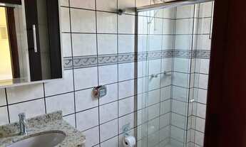 Imagem 3: Apartamento mobiliado com 3 dormitórios sendo 1 suíte e 2 vagas de garagem em Itapema/SC