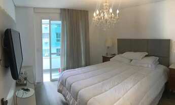 Imagem 2: Apartamento quadra mar com 3 dormitórios e 2 vagas em Balneário Camboriú/SC