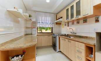 Imagem 6: Residência com 4 Dormitórios sendo 1 Suíte, 4 Vagas de Garagem e Galpão Comercial