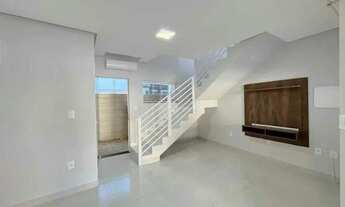 Imagem 4: Sobrado 2 suítes e 2 vagas de garagem no bairro Bombas em Bombinhas/SC