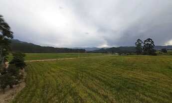 Imagem 2: Sítio com 24.017,00m² com casa construída com 4 dormitórios 3 vagas em Ascurra/SC