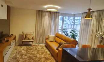 Imagem 6: Apartamento mobiliado com 3 suítes e 2 vagas no Centro de Balneario Camboriu- SC