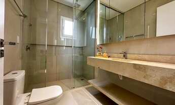 Imagem 3: Apartamento com 4 suítes e 3 vagas de garagem na Praia Brava - Itajaí