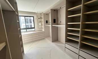 Imagem 7: Apartamento mobiliado com 2 suítes e 2 vagas de garagem na Praia Brava em Itajaí