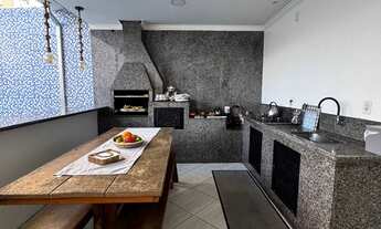 Imagem 4: Casa alto padrão com edícula nos fundos 4 dormitórios sendo 2 suítes 4 vagas no Fiuza Lima