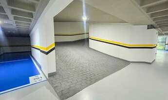 Imagem 2: Apartamento com 3 dormitórios sendo 1 suíte e 2 vagas de garagem no Centro de Balneário Ca