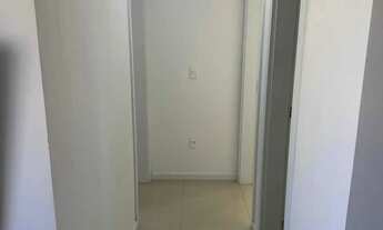 Imagem 2: Apartamento mobiliado com 2 dormitórios sendo 1 suíte e 1 vaga de garagem em Balneário Cam