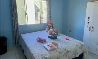 Imagem 7: Sobrado amplo com 2 dormitórios e 2 vagas de garagem, com espaço lateral no Centro de Cam