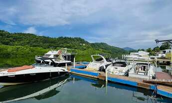 Imagem 3: Apartamento com 2 dormitórios reformado e mobiliado com linda vista em Balneário Camboriú