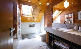 Imagem 4: Casa finamente mobiliada em condomínio com 2 suítes e 3 dormitórios em Canela