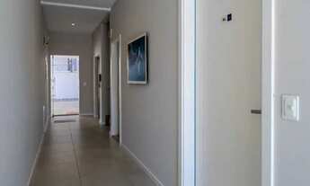 Imagem 4: Apartamento 2 dormitórios sendo 1 suíte e 1 vaga de garagem em Mariscal- Bombinhas!