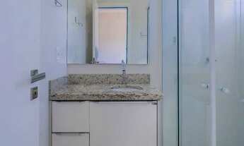 Imagem 2: Apartamento 2 dormitórios sendo 1 suíte e 1 vaga de garagem em Mariscal- Bombinhas!