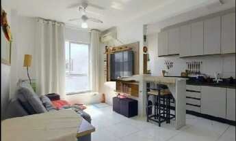 Imagem 5: Apartamento mobiliado com 2 dormitórios e 1 vaga em condomínio fechado no Rio Pequeno em C