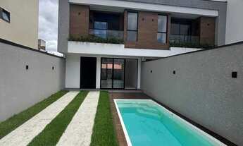 Imagem 4: Sobrado com 3 suítes e 3 vagas e piscina privativa no bairro São Francisco de Assis, em Ca