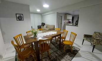 Imagem 2: Casa com 2 dormitórios e amplo terreno de 765 m² no Bairro São Marcos em Joinville/SC