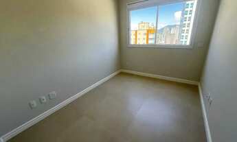 Imagem 3: Apartamento com 3 suítes e 3 vagas de garagem em Meia Praia - Itapema/SC