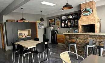 Imagem 2: Casa Alto Padrão com 3 dormitórios sendo 1 suíte e 2 vagas - Floresta