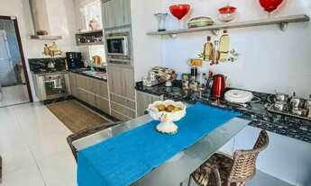 Imagem 7: Casa alto padrão com 3 dormitórios sendo 1 suíte master e 4 vagas- Itacolomi