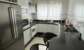 Imagem 5: Casa com 3 dormitórios sendo 1 suíte com hidro e 2 vagas - Glória