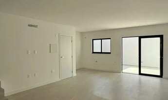 Imagem 7: Geminado com 3 suítes e 2 vagas de garagem no bairro Itacolomi em Balneário Piçarras/SC