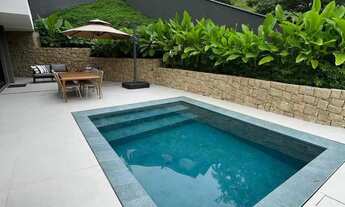 Imagem 5: Casa triplex com 3 suítes sendo 1 suíte master - América