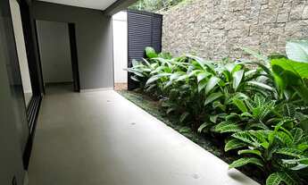 Imagem 2: Casa triplex com 3 suítes sendo 1 suíte master - América