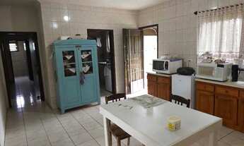 Imagem 4: Casa com 3 dormitórios e terreno plano de 970m² – Joinville/SC