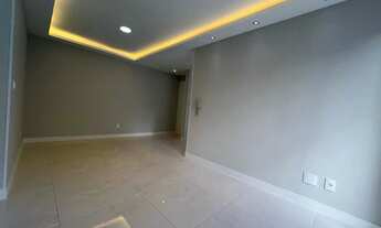 Imagem 7: Apartamento reformado com 2 dormitórios e 1 vaga em condomínio - Camboriú/SC