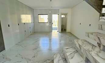 Imagem 3: Geminado com 3 dormitórios sendo 1 suíte e 1 vaga de garagem - Adhemar Garcia