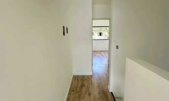 Imagem 6: Geminado com 3 dormitórios sendo 1 suíte e 1 vaga de garagem - Adhemar Garcia