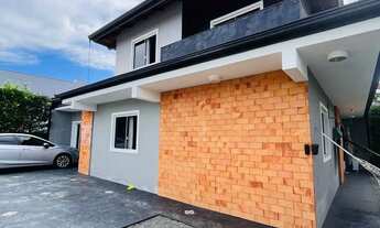 Imagem 7: Casa com 3 dormitórios sendo 1 suíte e 2 vagas de garagem - Adhemar Garcia