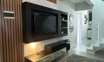 Imagem 4: Geminado com 3 dormitórios e 4 vagas de garagem no bairro Parque Guarani em Joinville - SC